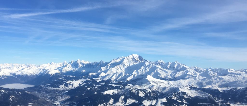 Paris Courchevel Aiguille du midi Mont Blanc Courchevel Chambéry vol panoramique tour en avion alpes transport passagers