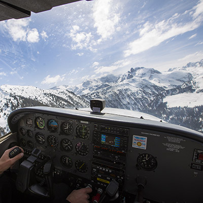 Landing on Glaciers Mountain Rating Alpine Airlines