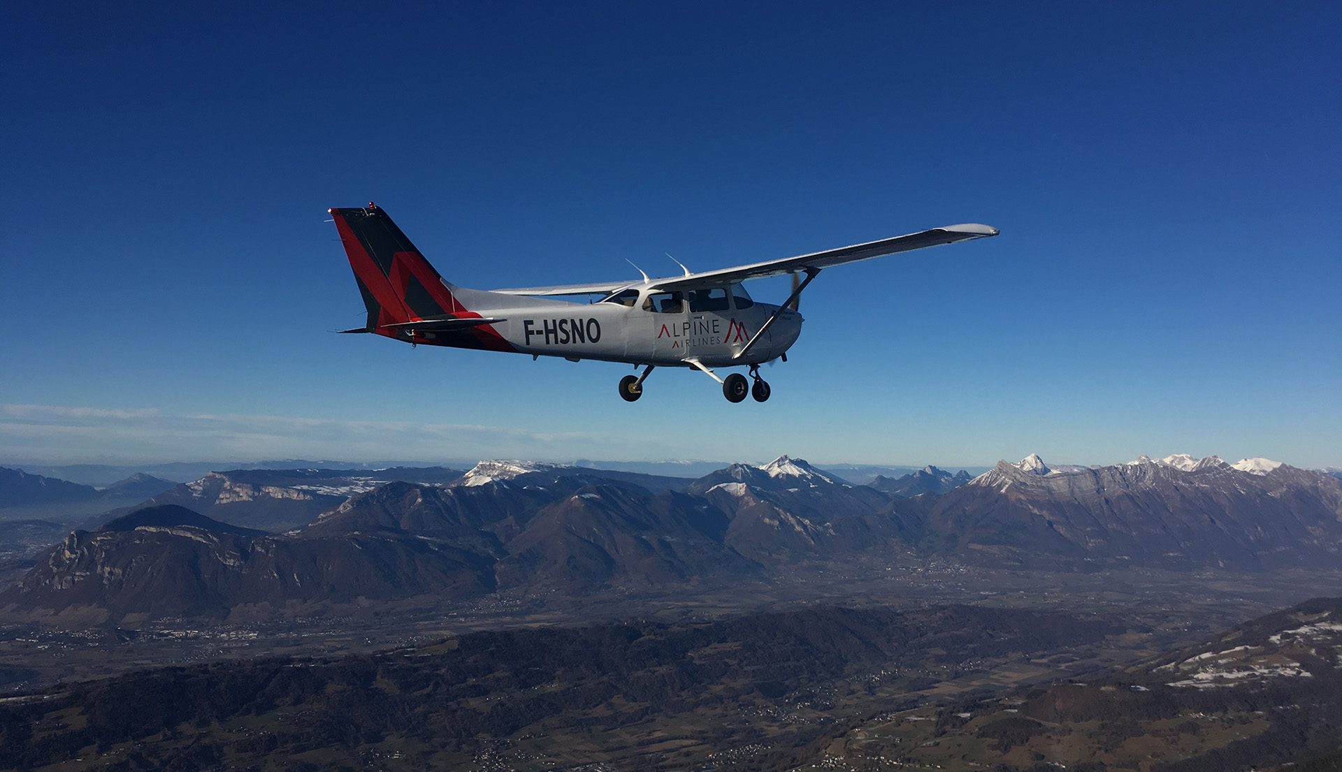 first-flight-experience-alpine-airlines